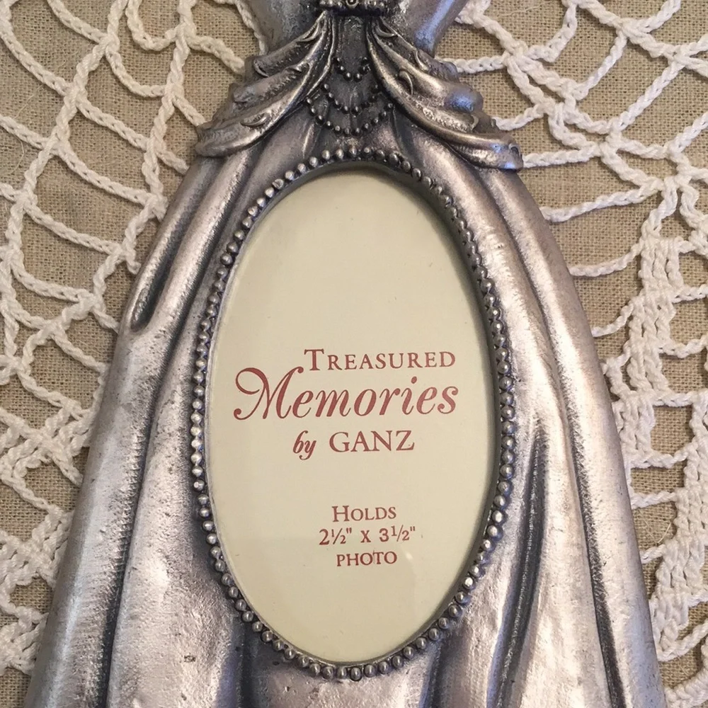 Victorian Style Ballgown Photo Frame Ganz